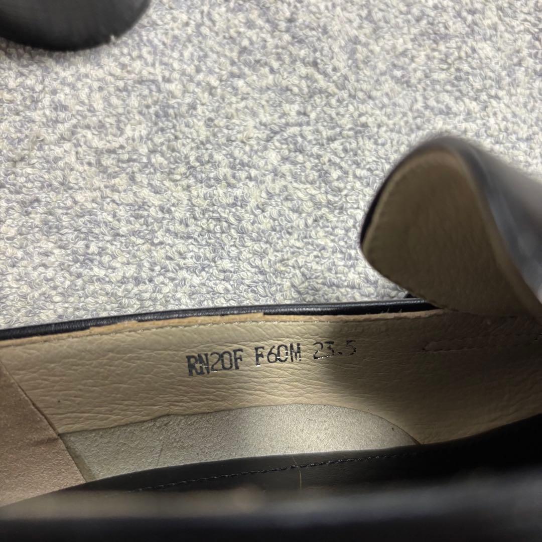 【新品未使用】REGAL リーガル　パンプス　バックル　23.5