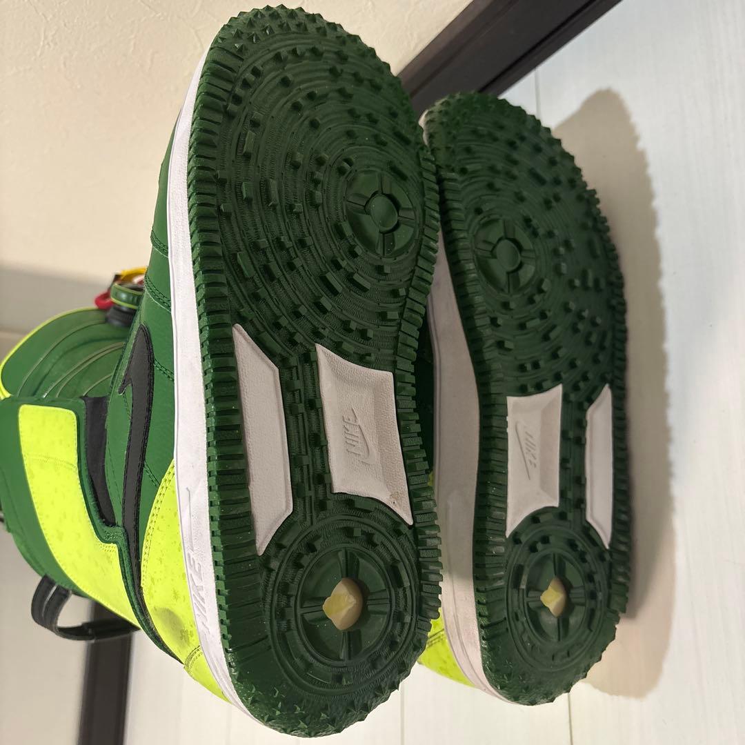 Nike スノーボードブーツ グリーン/イエロー
