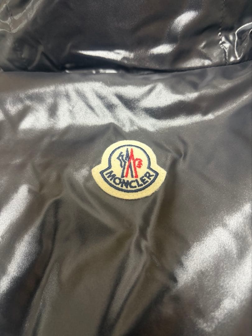 [美品］モンクレールダウンベスト6号