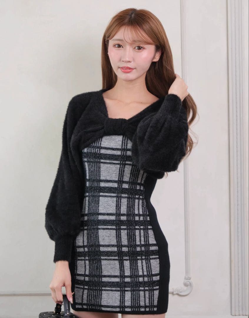 LIP SERVICE リボンフェザーアンサンブルニットワンピース　ブラック　黒