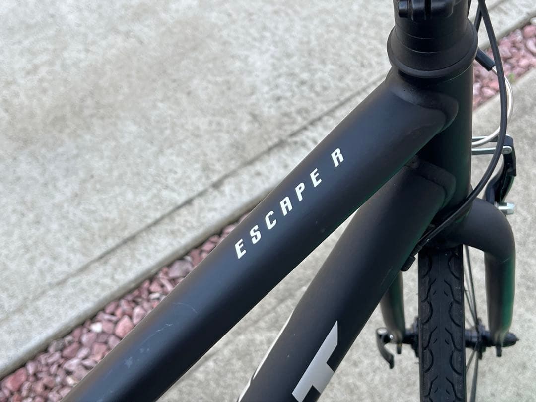 Giant Escaper R3 2025モデル 引き取りのみ