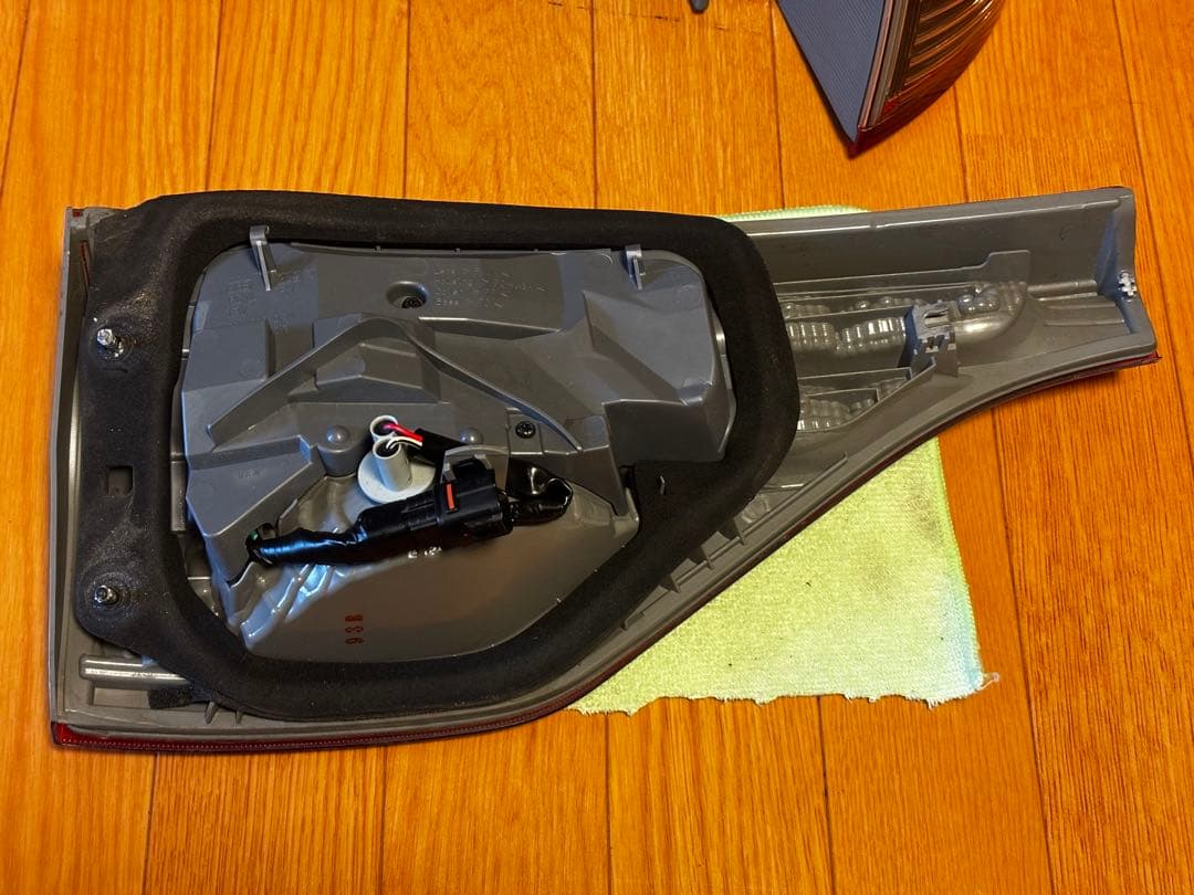 送料込み❗️エスティマ 50系 中期 純正テールランプ セット