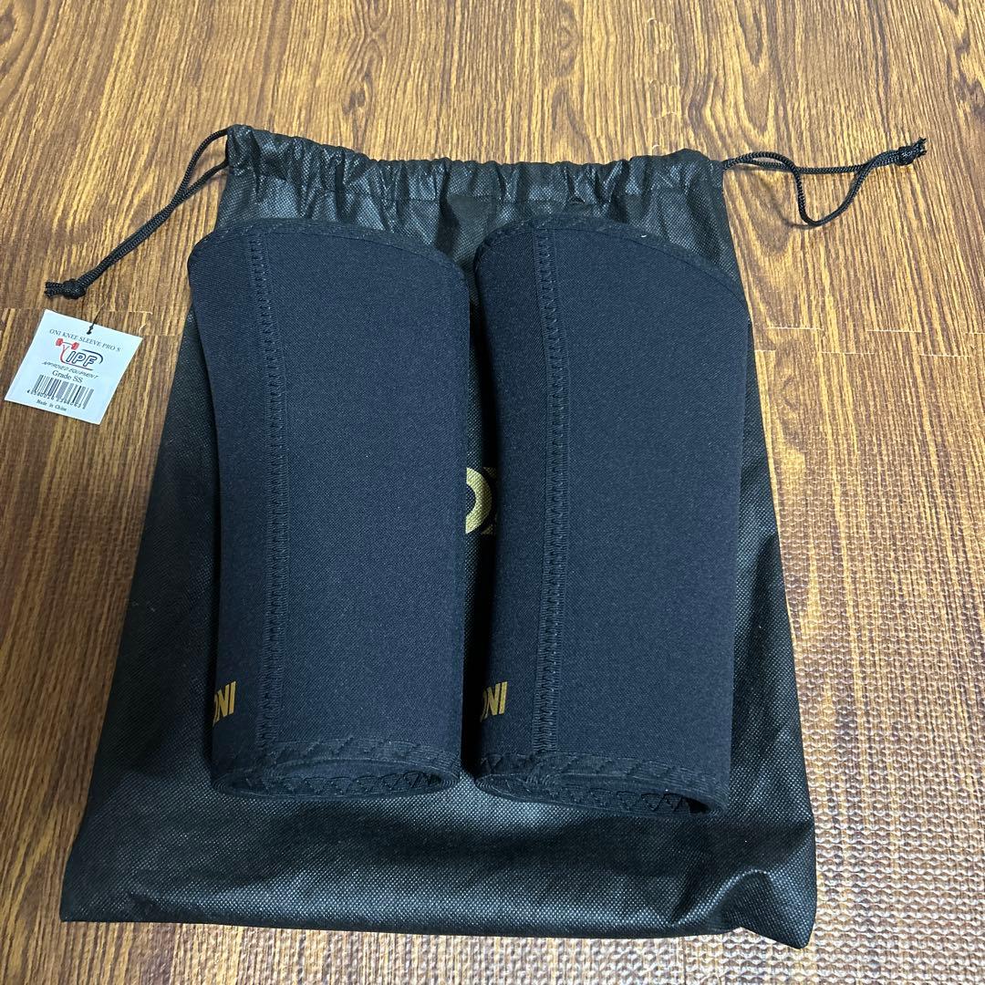 あ*べ様 ONI ニースリーブ　ss級品　sサイズ