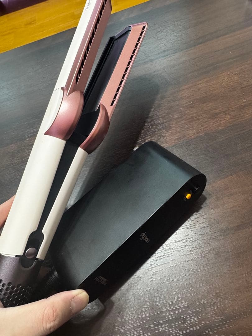 Dyson Airstrait ダイソンエアストレイトナー