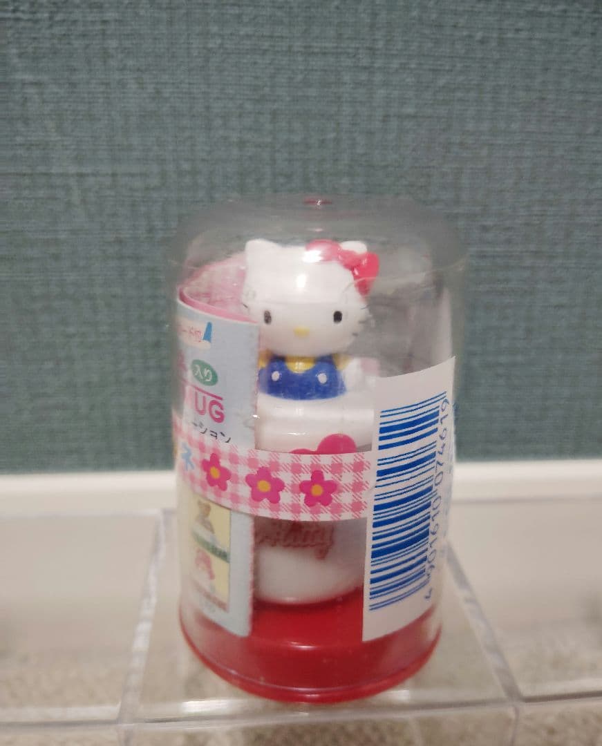 キティ　ドールコレクション　陶器　バニー　イチゴ　バレリーナ　ミニマグラムネ