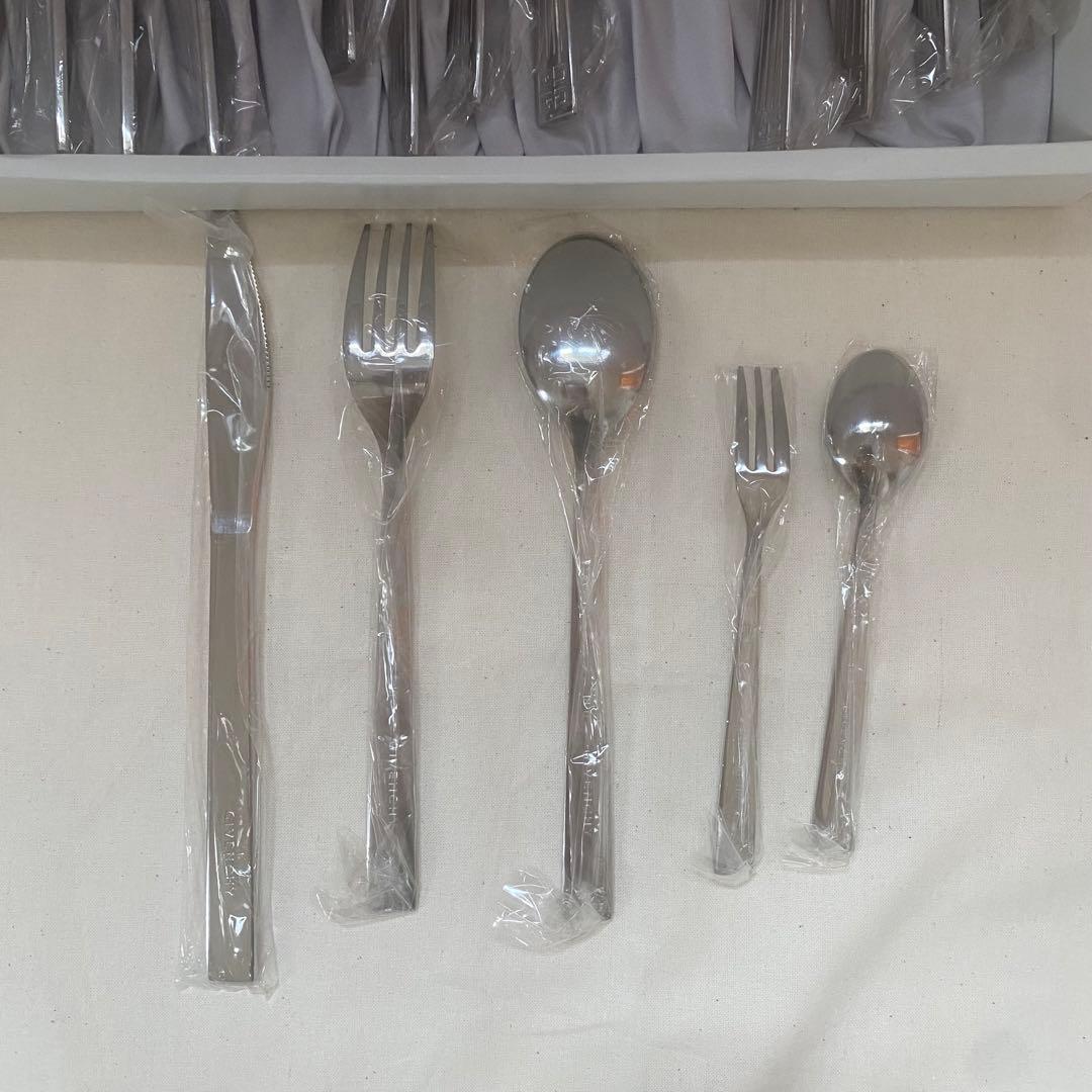 Sachi-Sachi新品未使用 GIVENCHY カトラリーセット25点