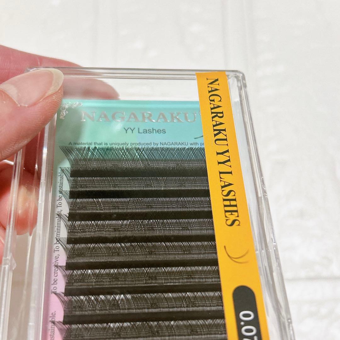 ✨つけまつげ 太さ0.07 C 長さ12mm 4本束 ボリューム 超極細