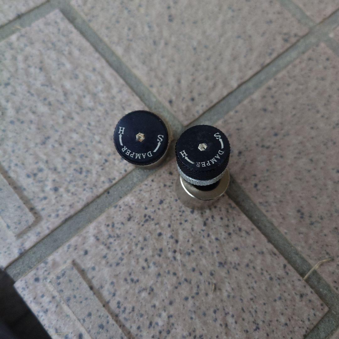 E12 ノート　BLITZ　車高調　リヤのみ