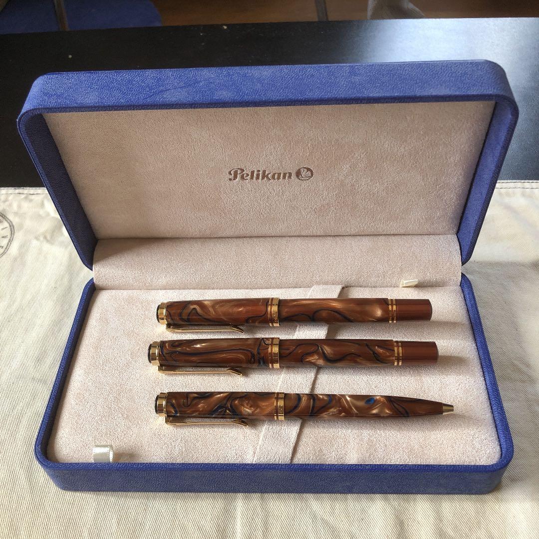 ペリカン　グランプラス　万年筆　ローラーボール　ボールペンのセット販売