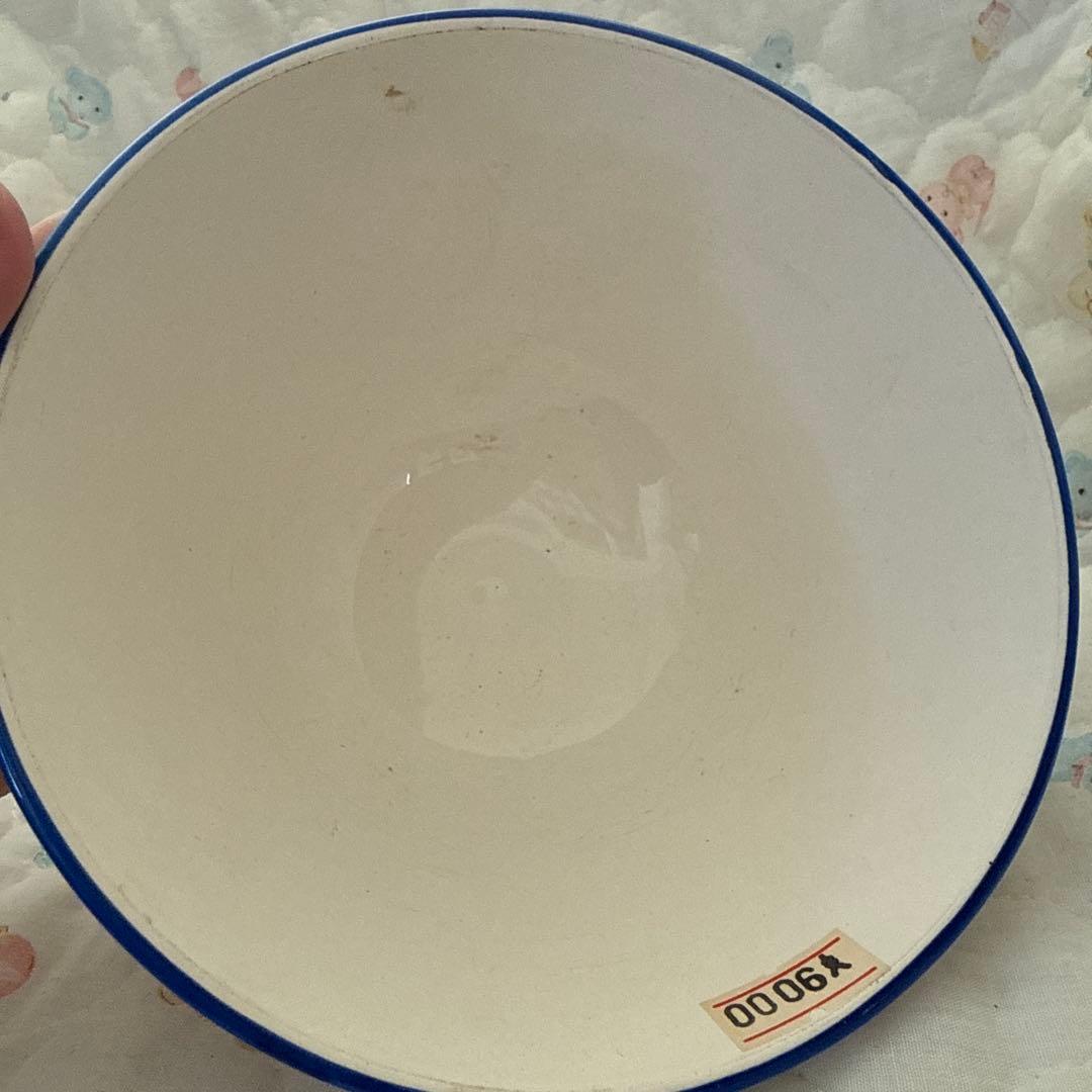 フランス、リモージュのアンティークカフェオレボウル