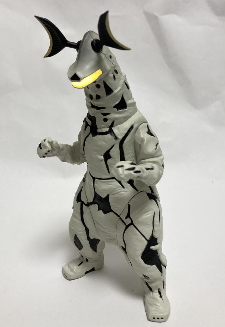 【輸送箱付き】アルティメットルミナス エレキング ウルトラセブン バンダイ