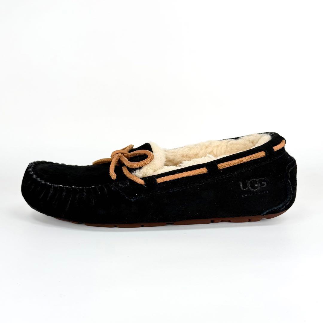 【新品未使用】UGG DAKOTA スエード モカシン スリッポン 黒 23.0