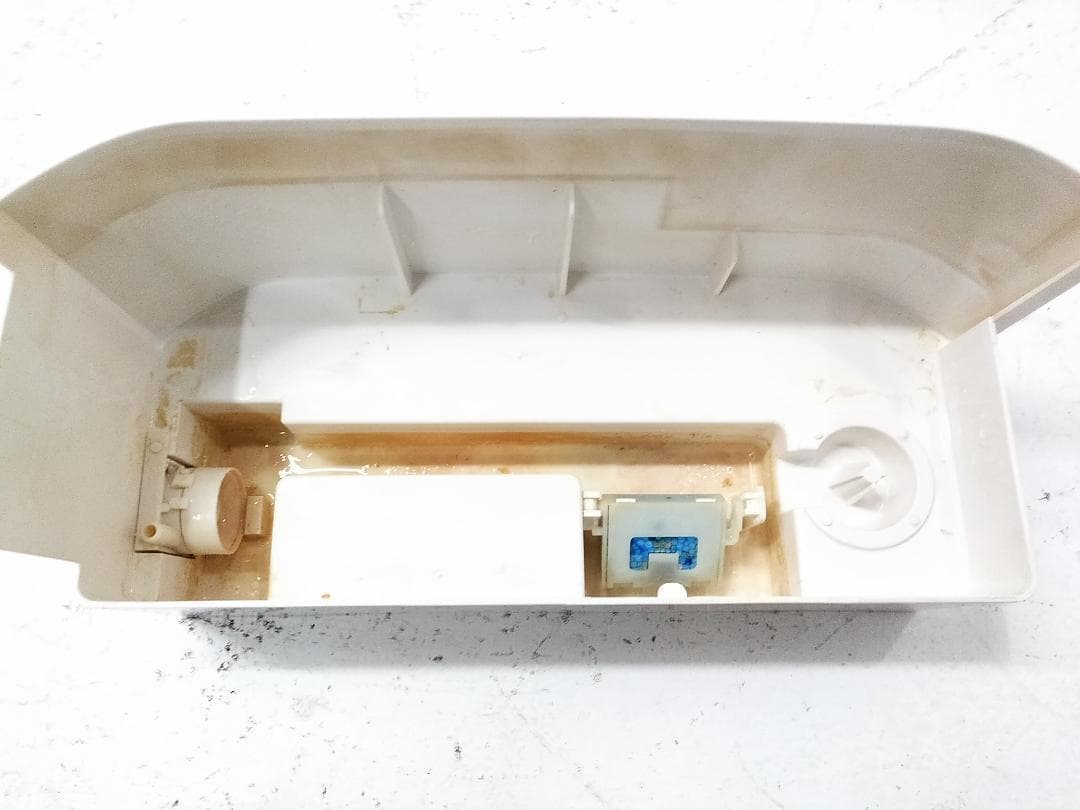 シャープ 加湿セラミックファンヒーター HX-PK12-W 2021年製□