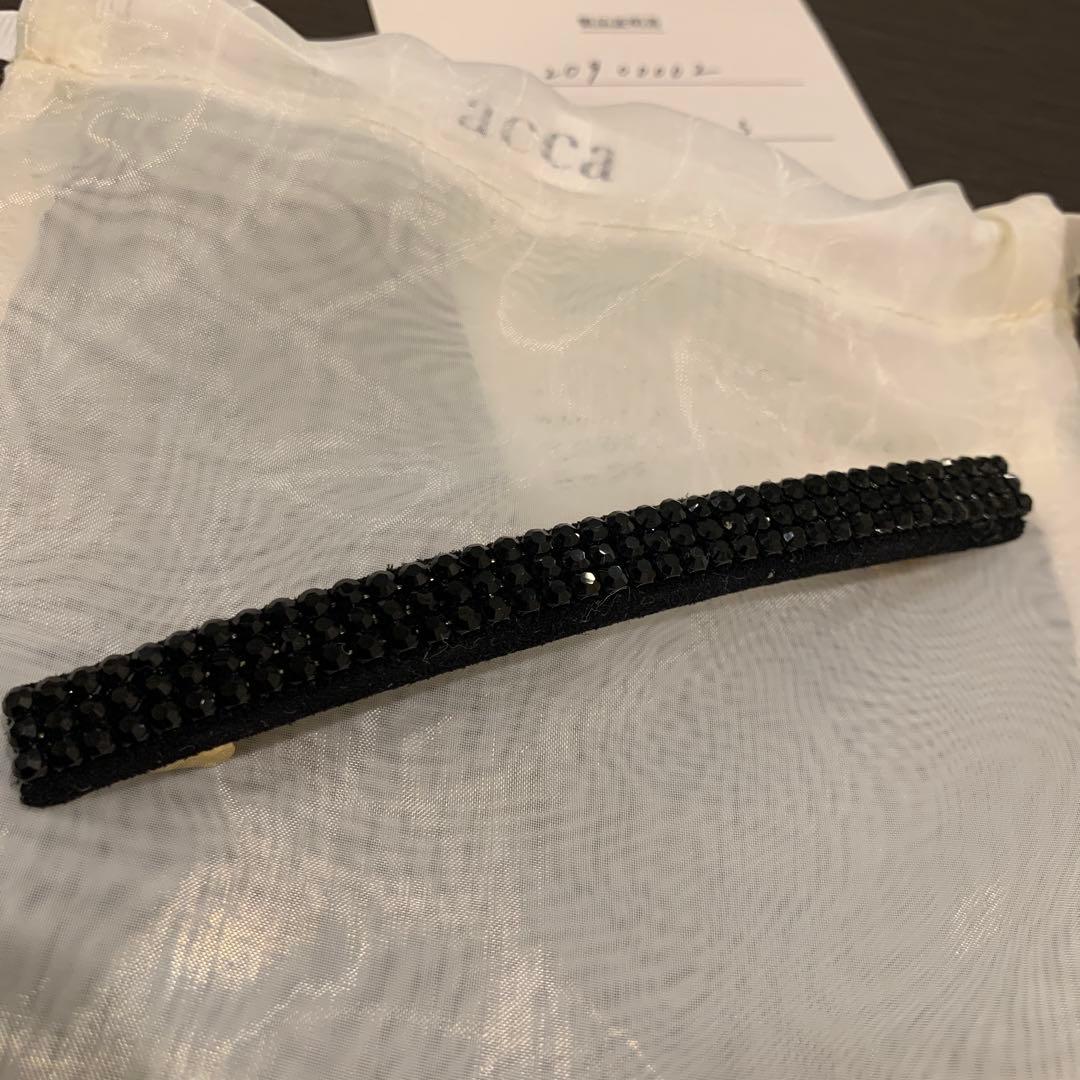 acca オードリー バレッタ　ミディアム　ブラック