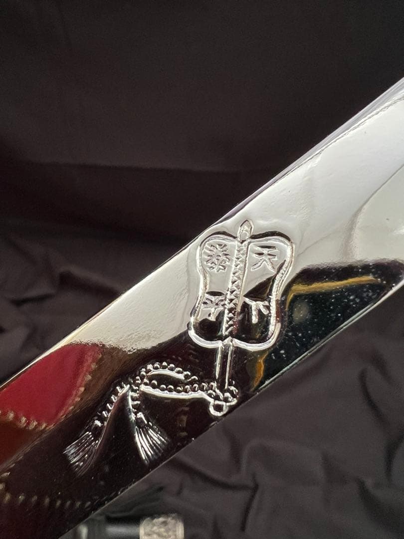 軍刀 龍頭模様銀柄　日本刀 模造刀 居合刀 武士道 鑑賞用 全長約73cm