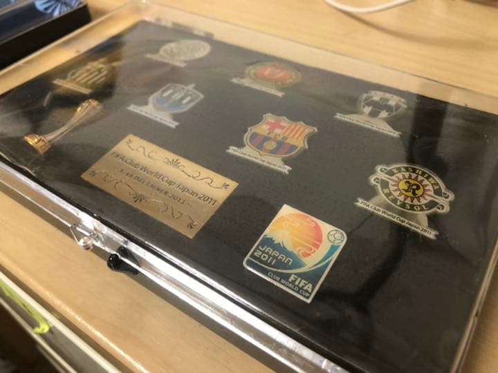 【限定品】FIFA クラブワールドカップ2011 チームエンブレム　ピンバッジ