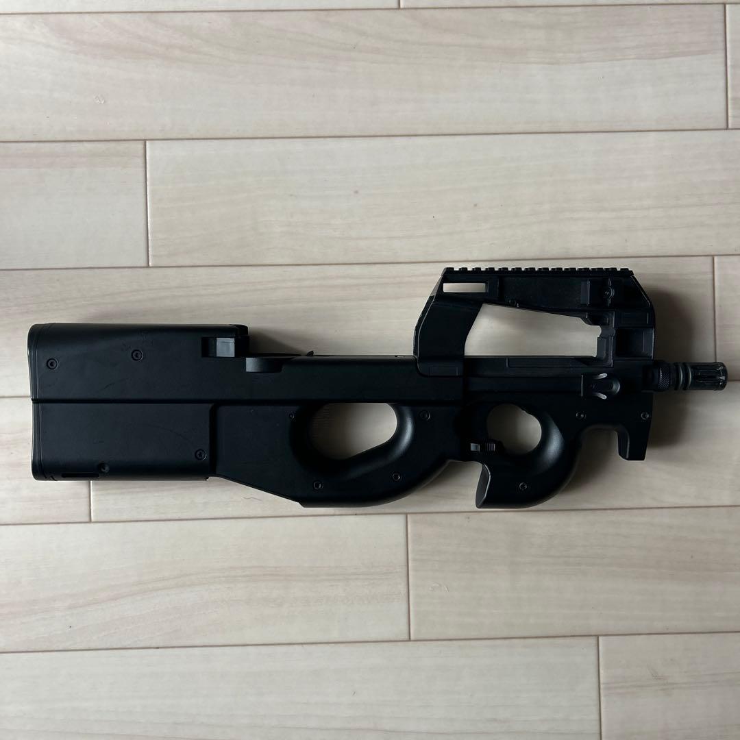 トイガン S&T P90