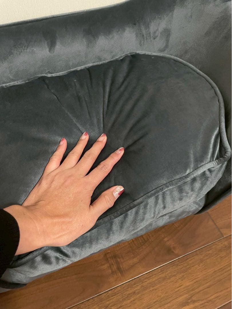 小型ペット用グレーソファ型ベッド