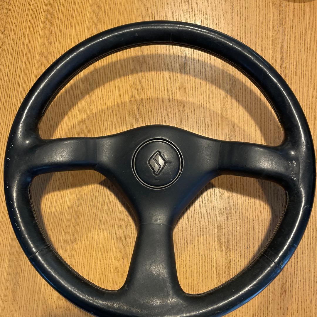 スカイライン　ステアリング