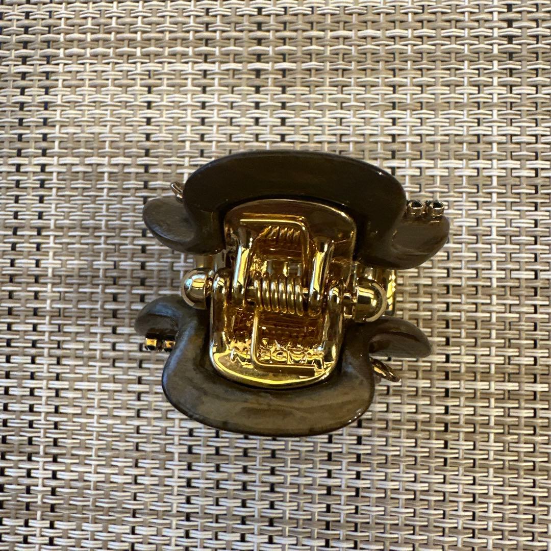 acca アッカ　クリップ　大小　2個セット 花柄　ゴージャスストーン　美品