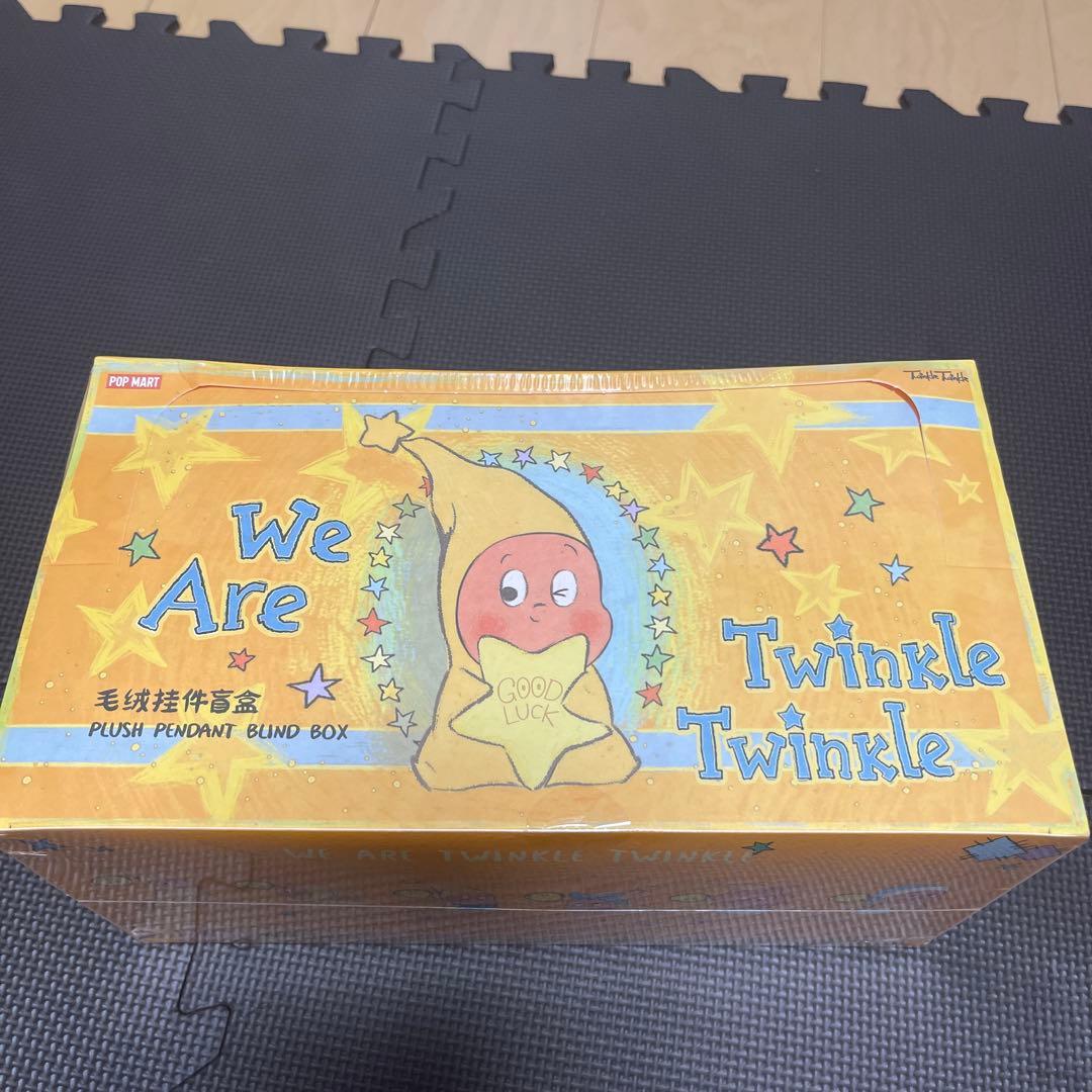 6種類のデザインが楽しめるPOP MARTのプラッシュミニフィギュアボックスです