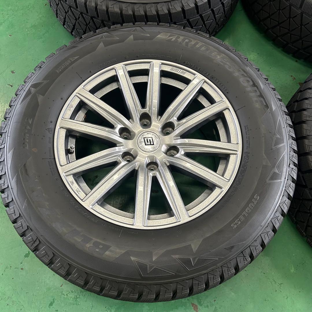 中古スタッドレス265/65R17ブリザック　ランクルプラド、ハイラックスなどに