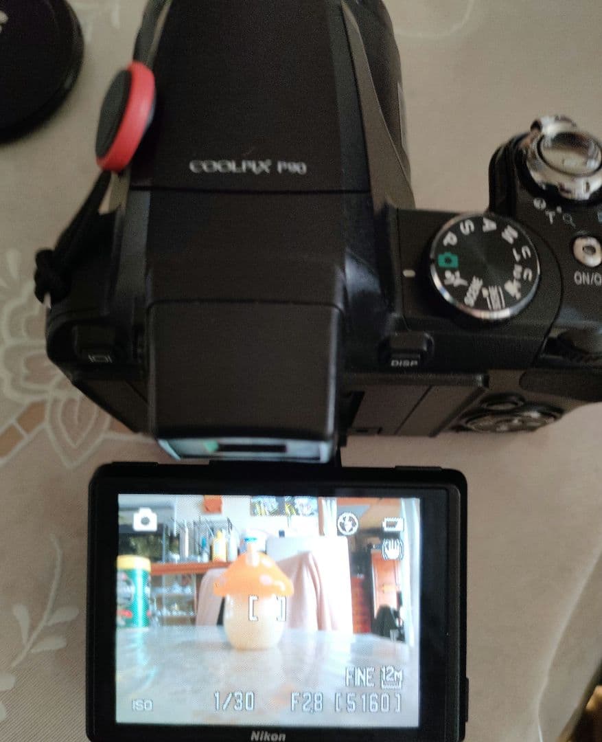 NIKONデジタルカメラ ネオ一眼カメラです