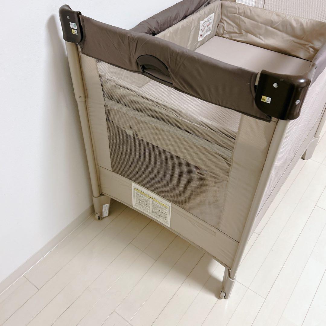 美品 ココネルエアー ココアブラウン Aprica ベビーベッド アップリカ