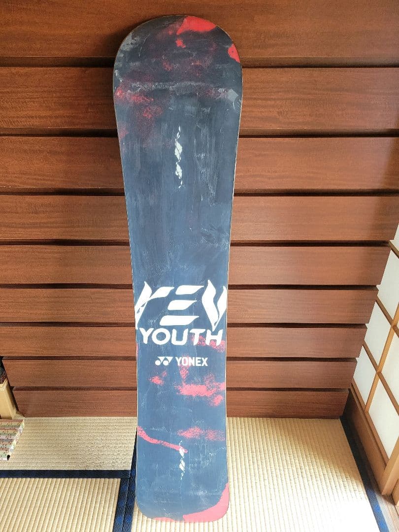 YONEX ヨネックス　REV YOUTH 138