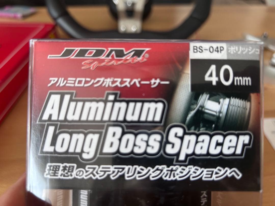 モモステトレックR T5ハイエースフルセットessexコラムカバーなど付属品多数