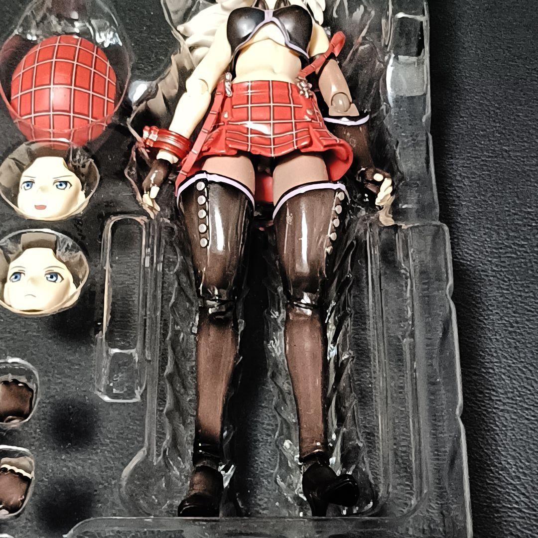 バンダイ D-Arts アリサ・イリーニチナ・アミエーラ