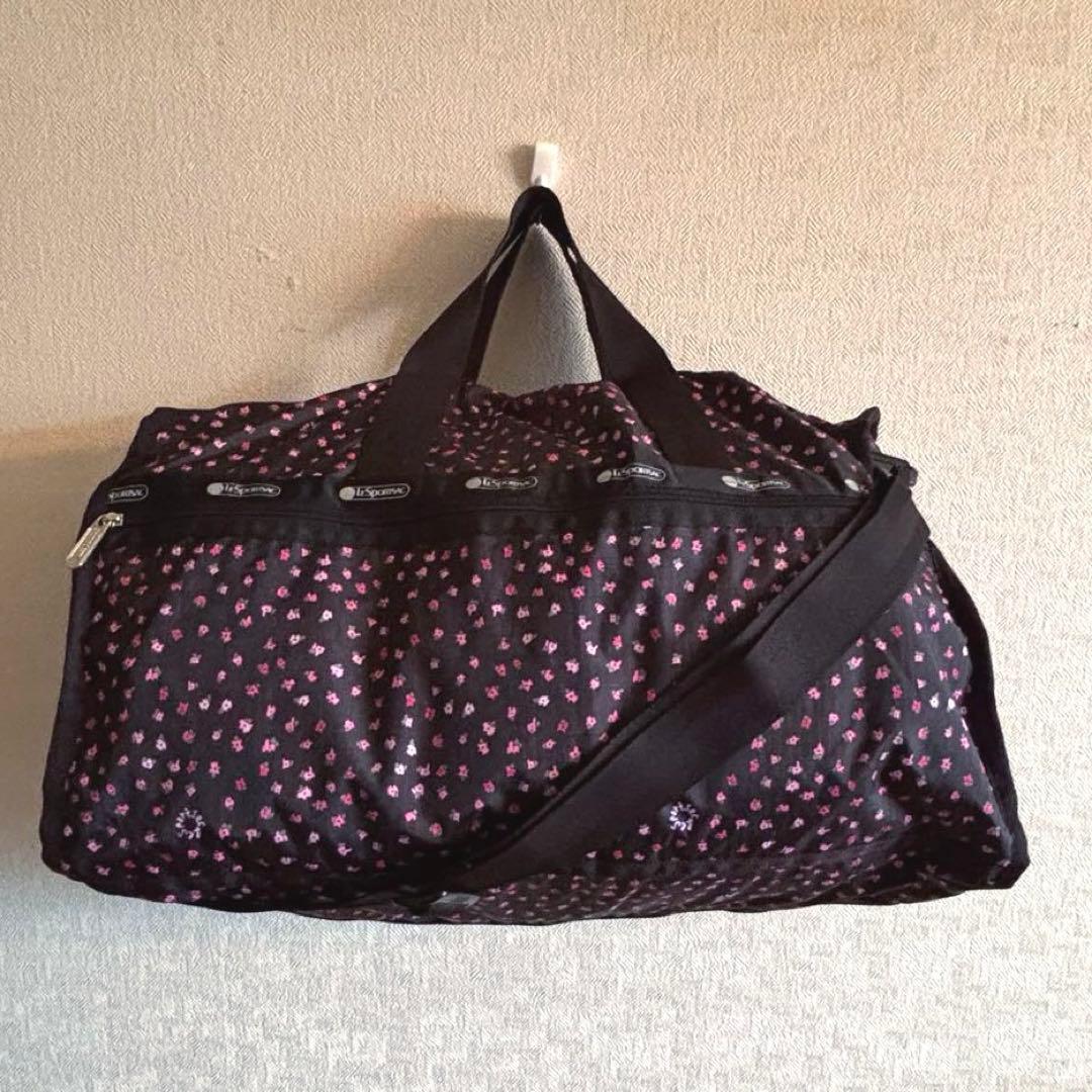 最終値下げ！美品！レスポートサック　ボストンバック　黒×花柄　ミニポーチ付