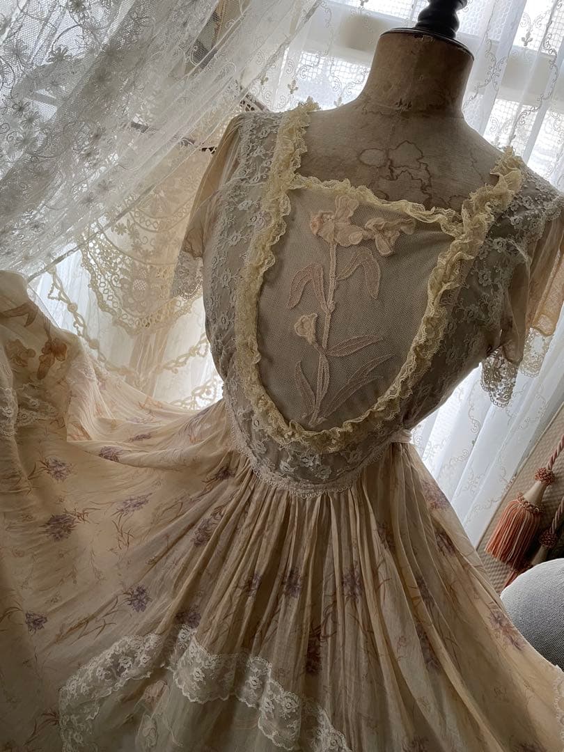 〜♡〜 美しいアンティークドレス 〜♡〜 フランスアンティークレース