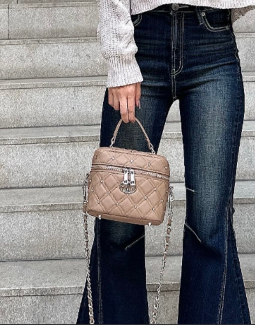 GYDA★ ラインストーンキルティングBAG