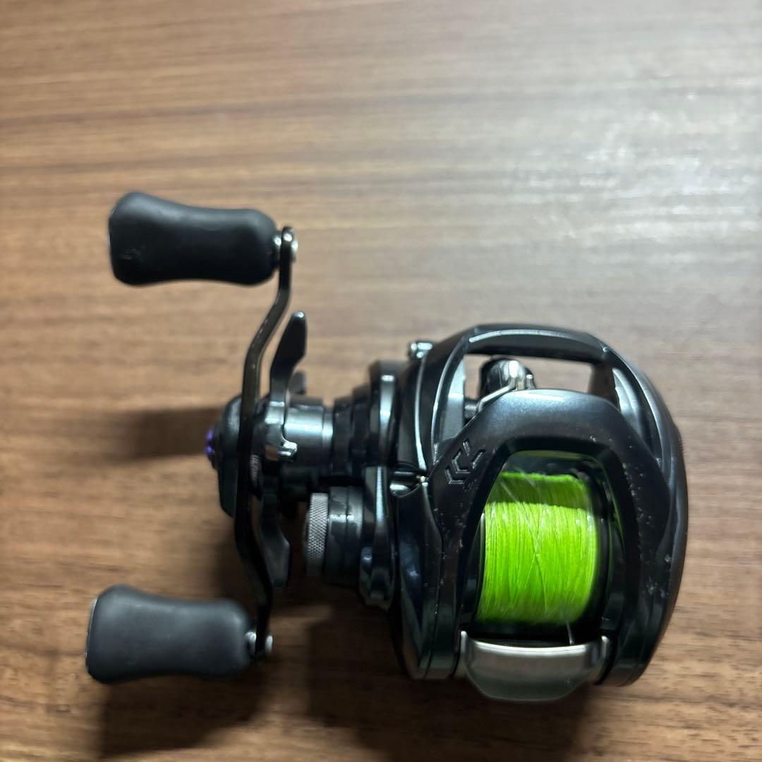 Daiwa ベイトリール 20 タトゥーラSV TW
