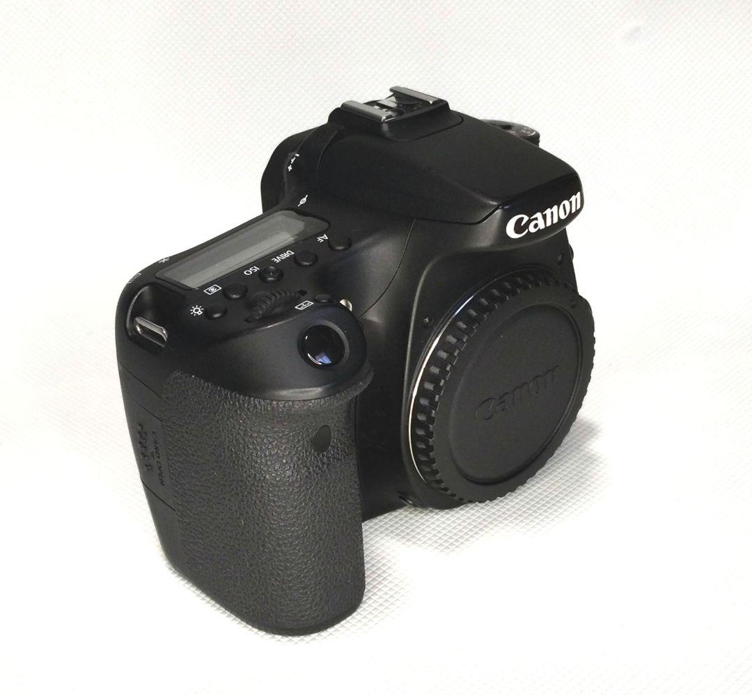 【匿名配送】キヤノン デジタル一眼レフ カメラ EOS70D ボディ