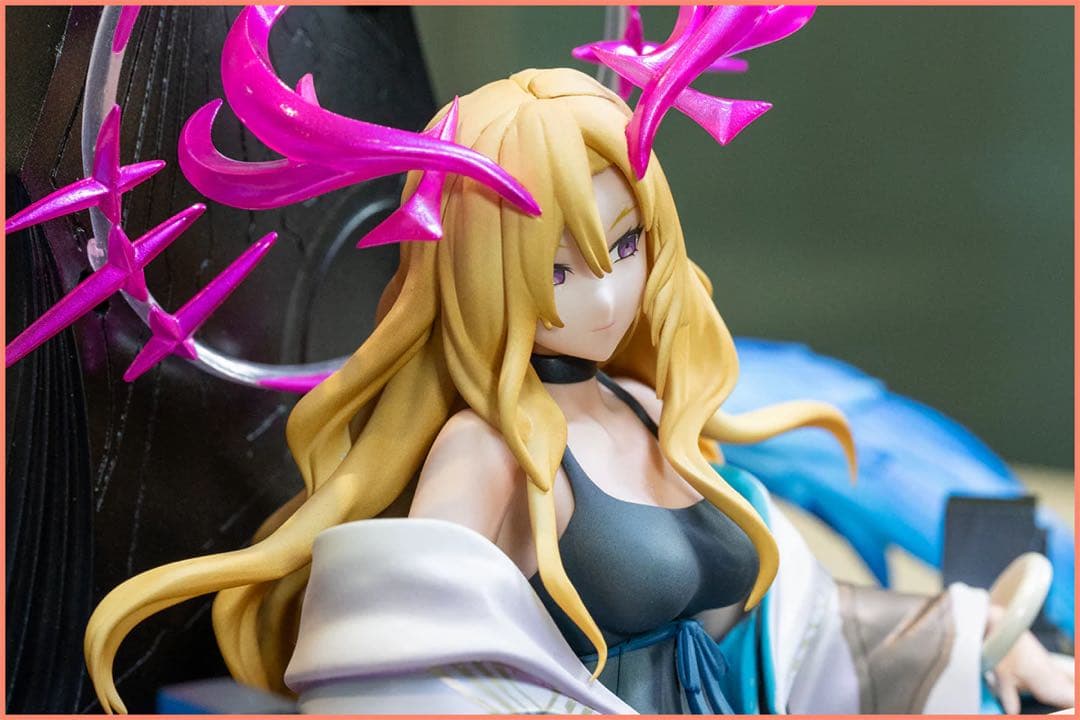 モンスターストライク ハイクオリティーフィギュア 新生・堕天の王 ルシファー