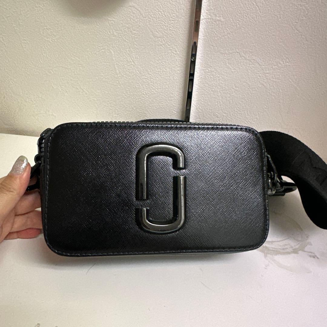 Marc Jacobs ブラック ボディバッグ
