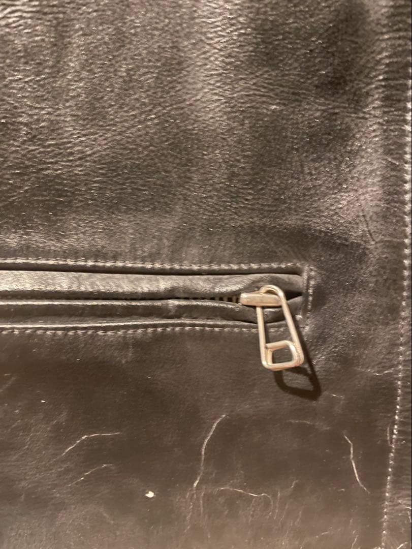 AVIREX USA ブラック革ベスト