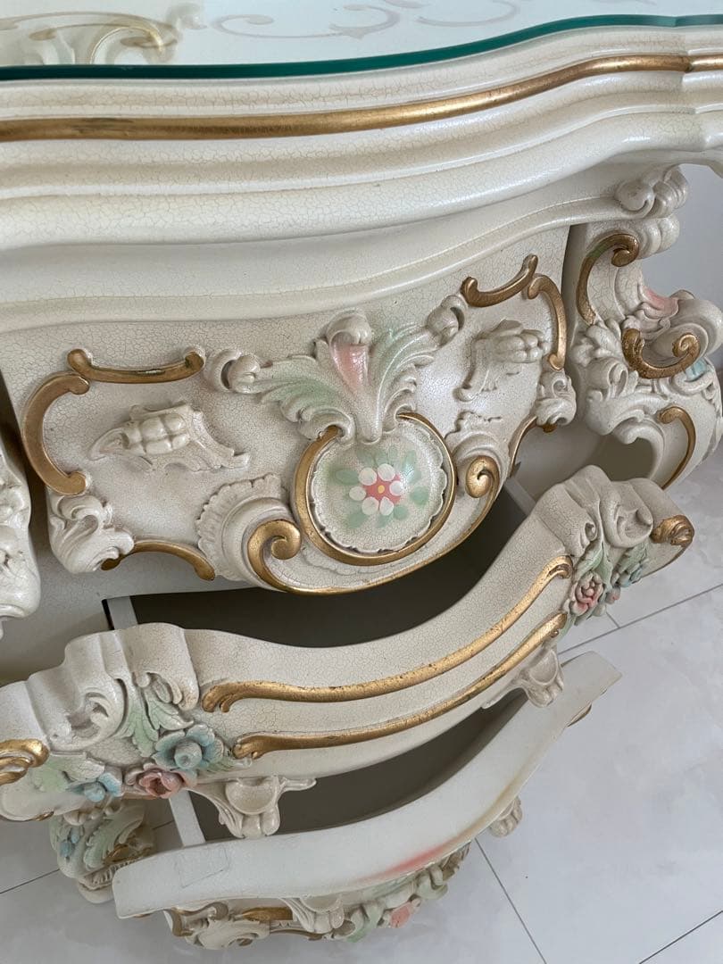 お値下げ‼️‼️高級イタリア家具.美品.ゴルチャコ&シリック