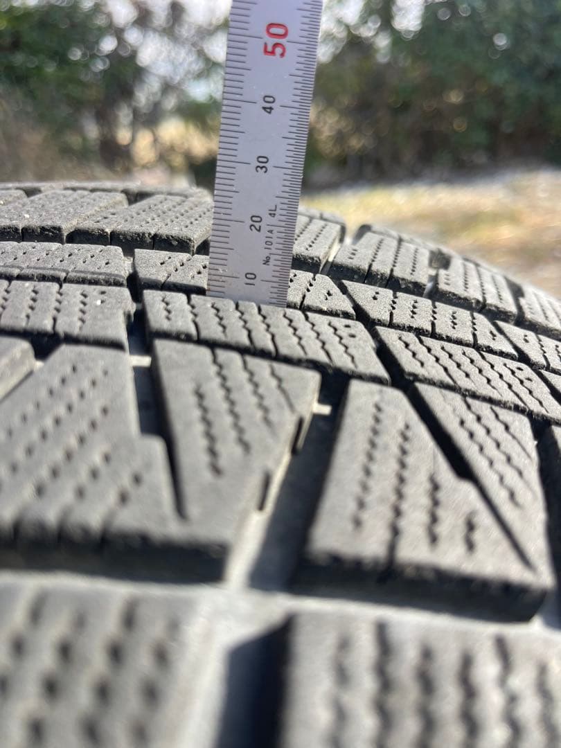 20ヴェルファイア ゴールデンアイズ2 純正ホイールスタッドレスタイヤ４本セット