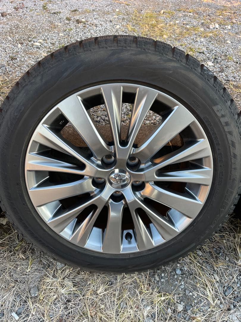 20ヴェルファイア ゴールデンアイズ2 純正ホイールスタッドレスタイヤ４本セット