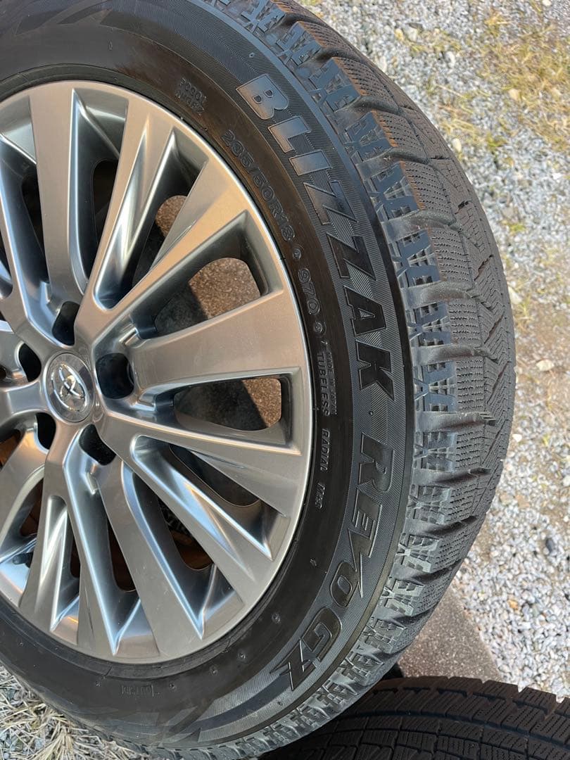 20ヴェルファイア ゴールデンアイズ2 純正ホイールスタッドレスタイヤ４本セット