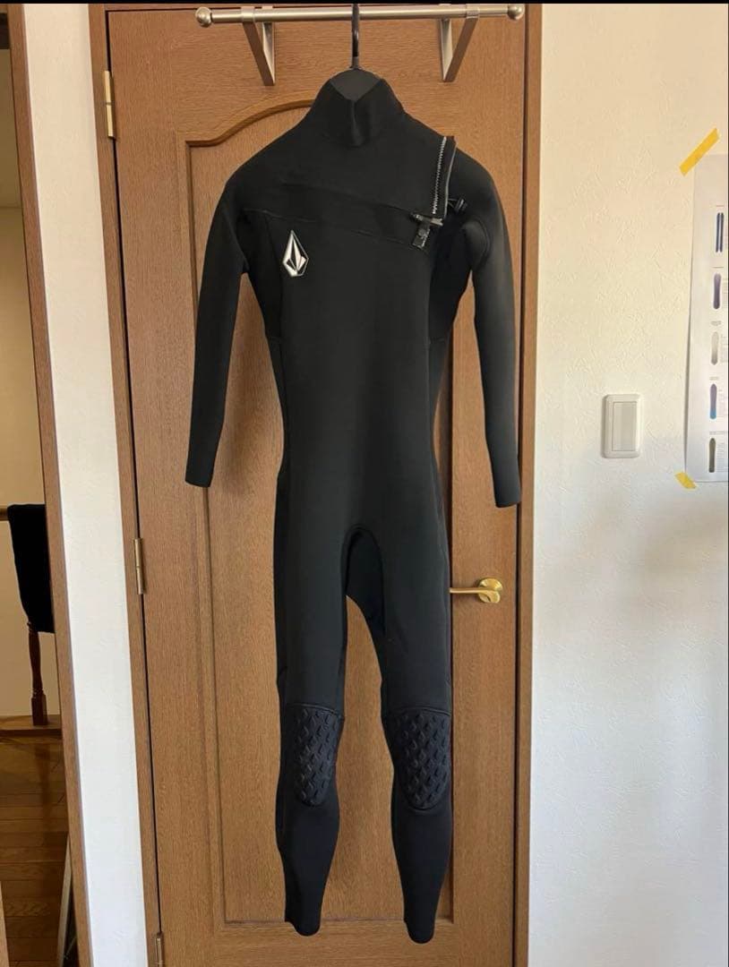 volcom ボルコムウエットスーツ　ジャーフル 2mm