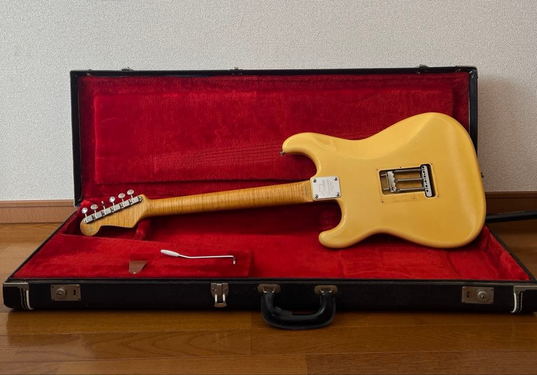 Fender Japan Stratocaster フェンダー　ストラト