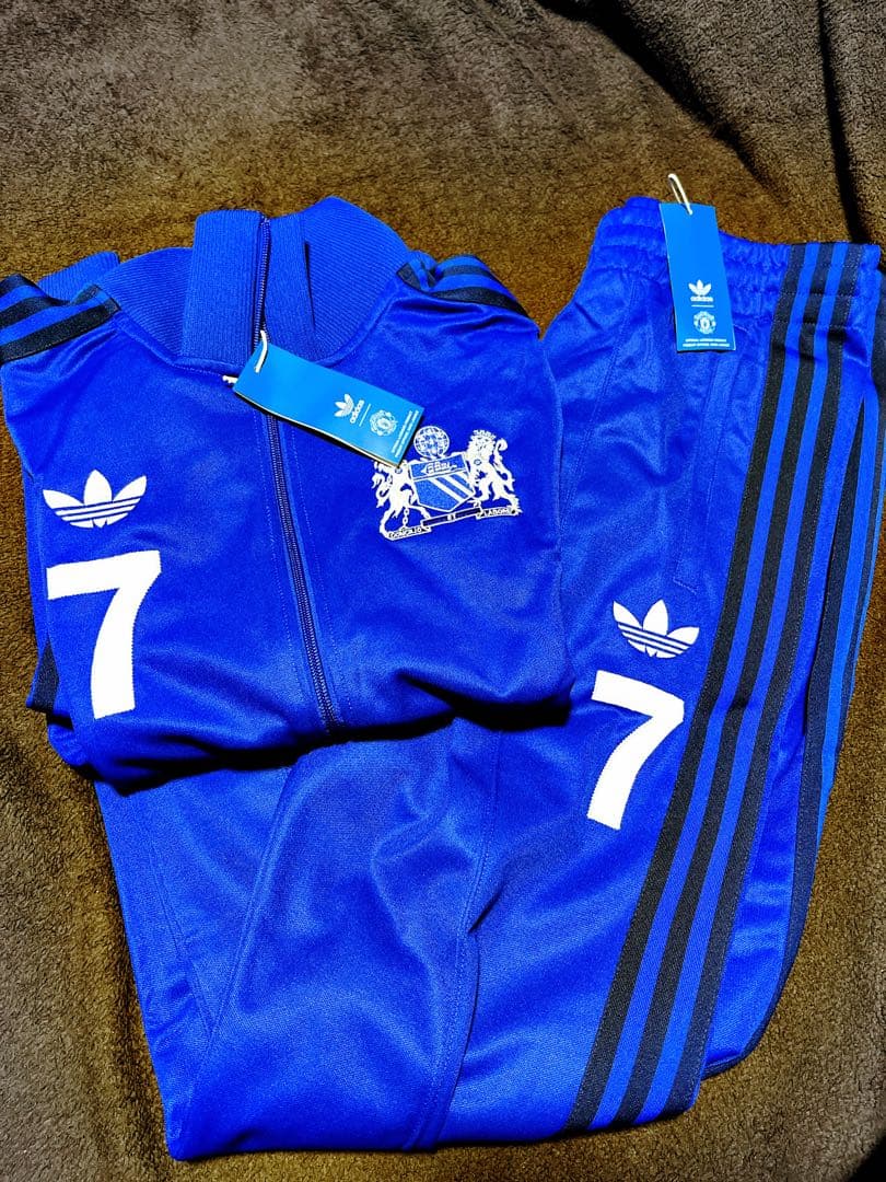 adidas originals マンチェスターユナイテッド　ジャージ
