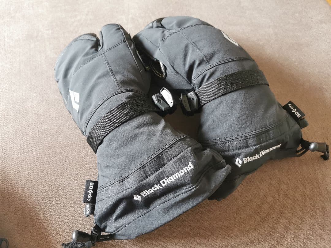 【新品★Sサイズ】ブラックダイヤモンド　グローブ