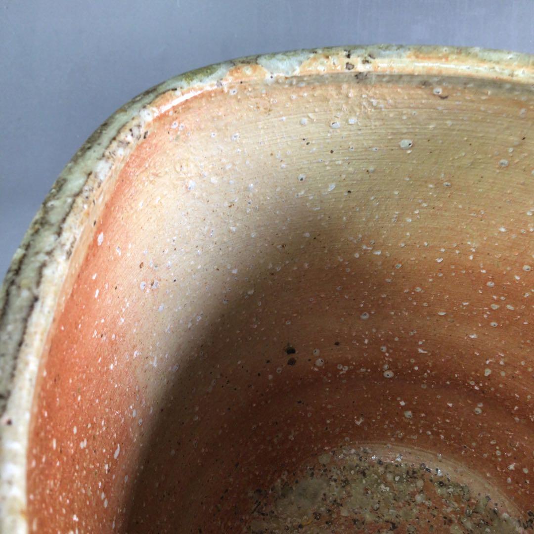 Ｒ６８４　水指　『信楽焼』『保庭楽入造』『菱形水指』　共箱　茶道具