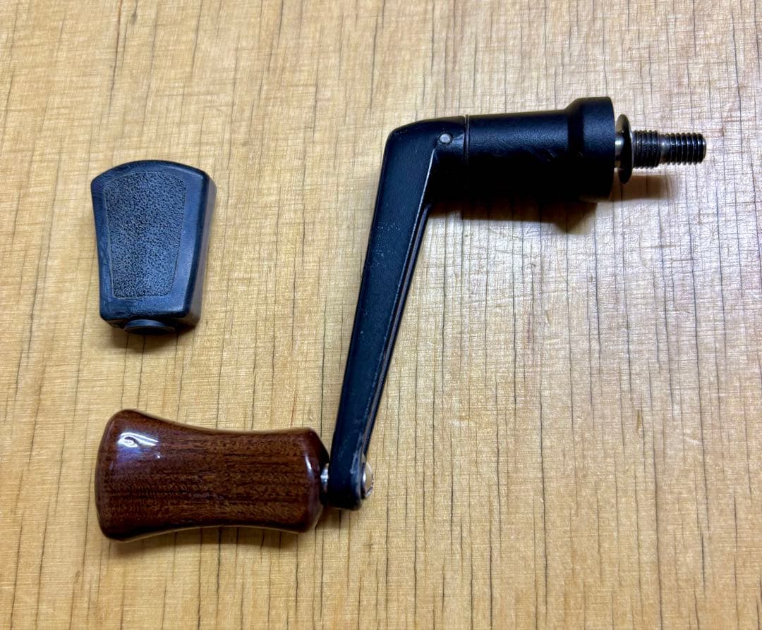 Abu カーディナル C3　純正ハンドル　Avail ウッドノブ　ノブ交換可能