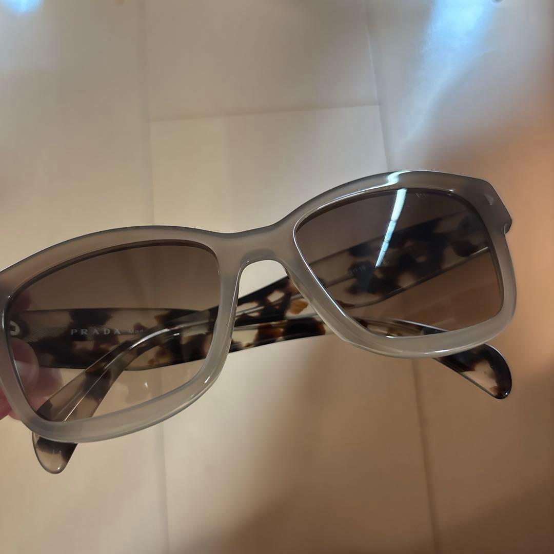 B*e様 美品　プラダ サングラス アイウェア デミ柄 SPR29R レディース